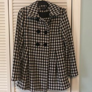 Houndstooth Peacoat